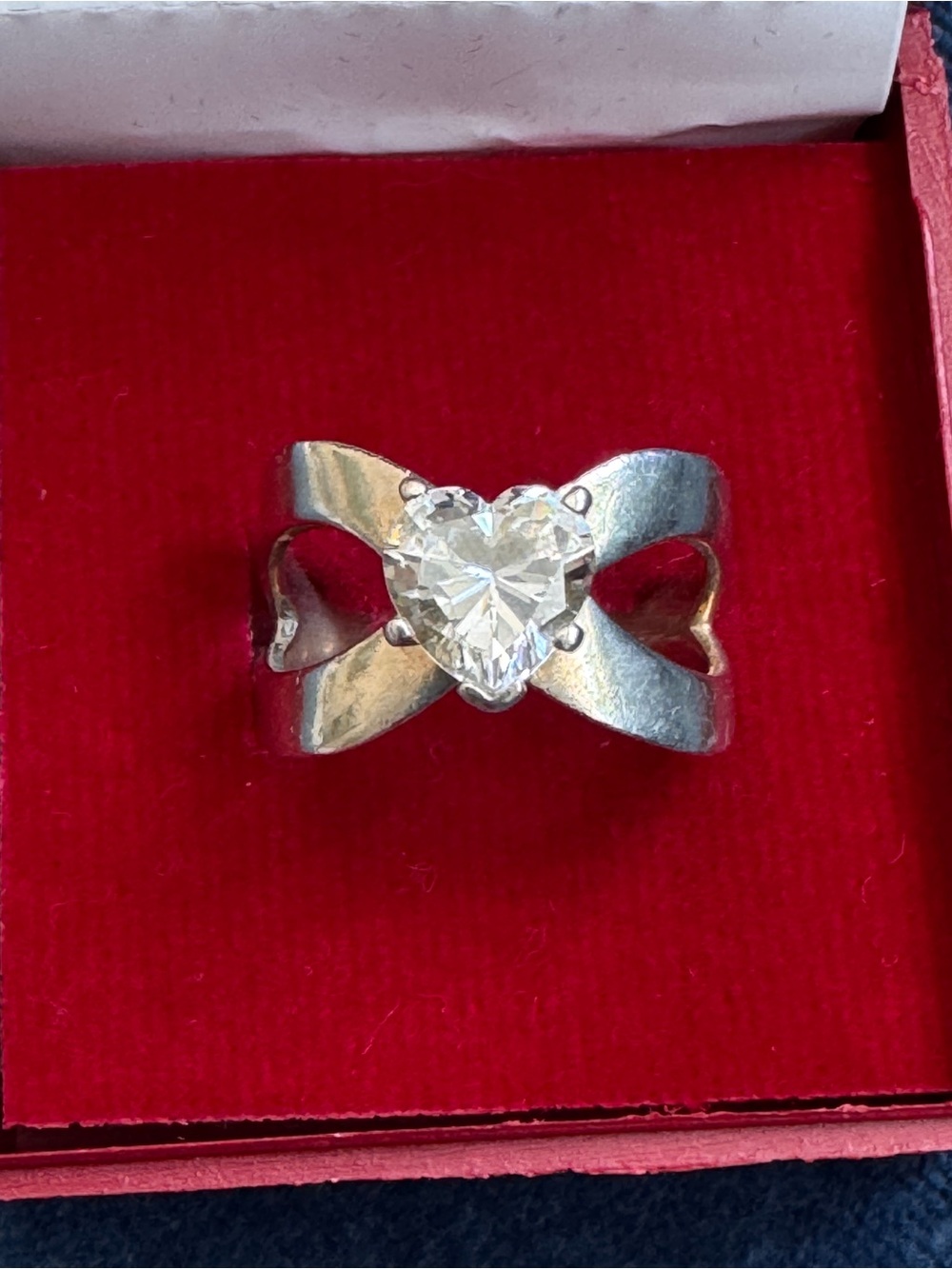 Vintage Cubic Zirconia Heart  925 Sterling
Silver engagement Ring - Size 8